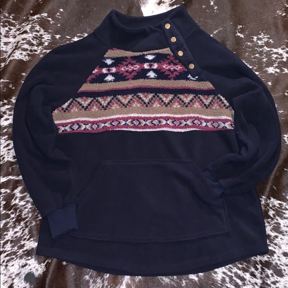 Women’s fuzzy Sherpa pullover/fleece size small
